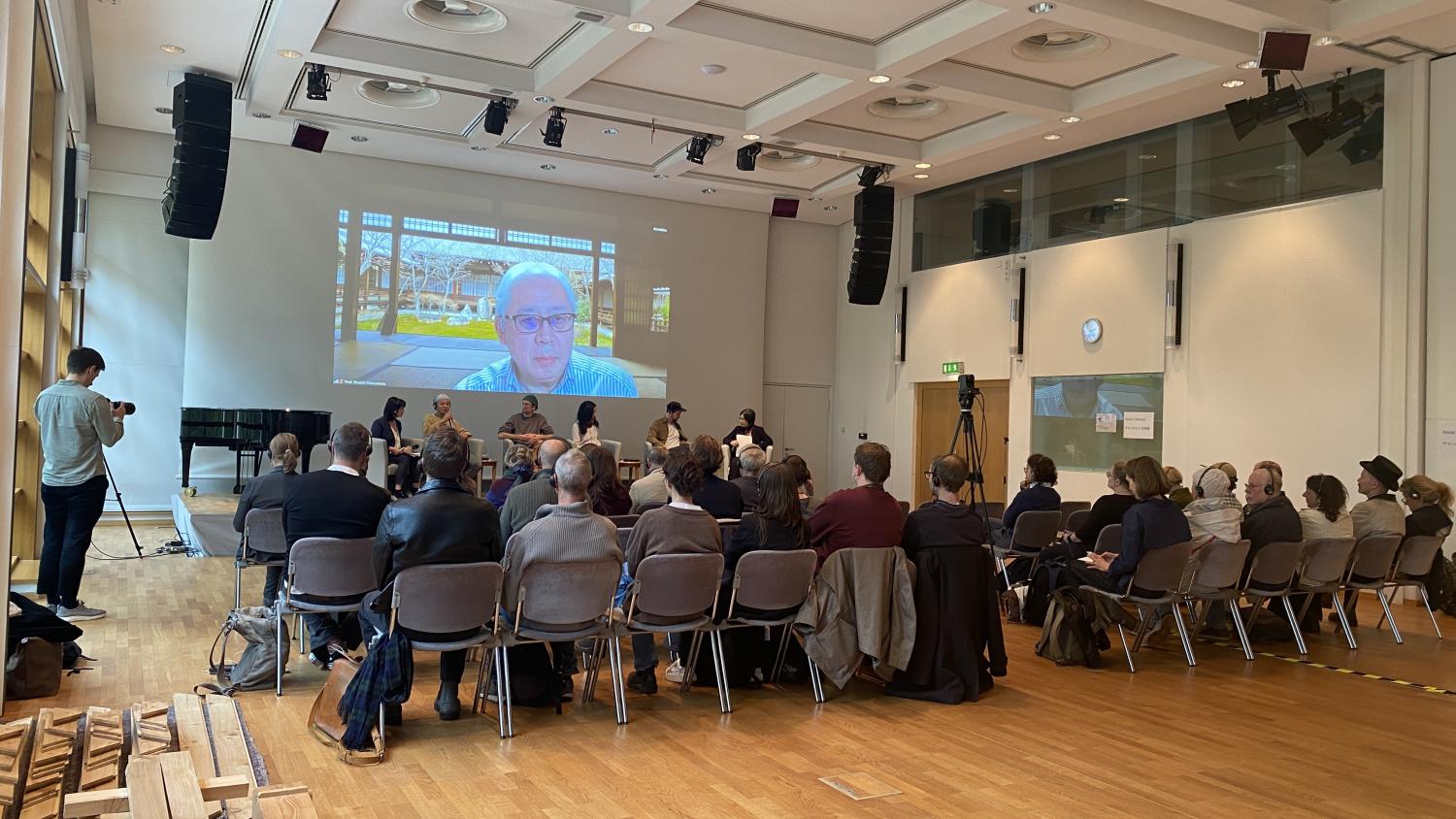 utsuwa podiumsdiskussion