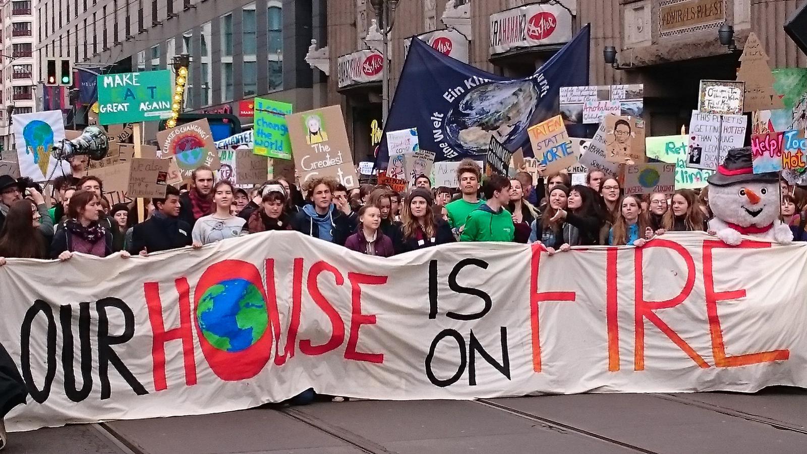 p1991-neu.jpg Demo mit Greta Thunberg in Berlin