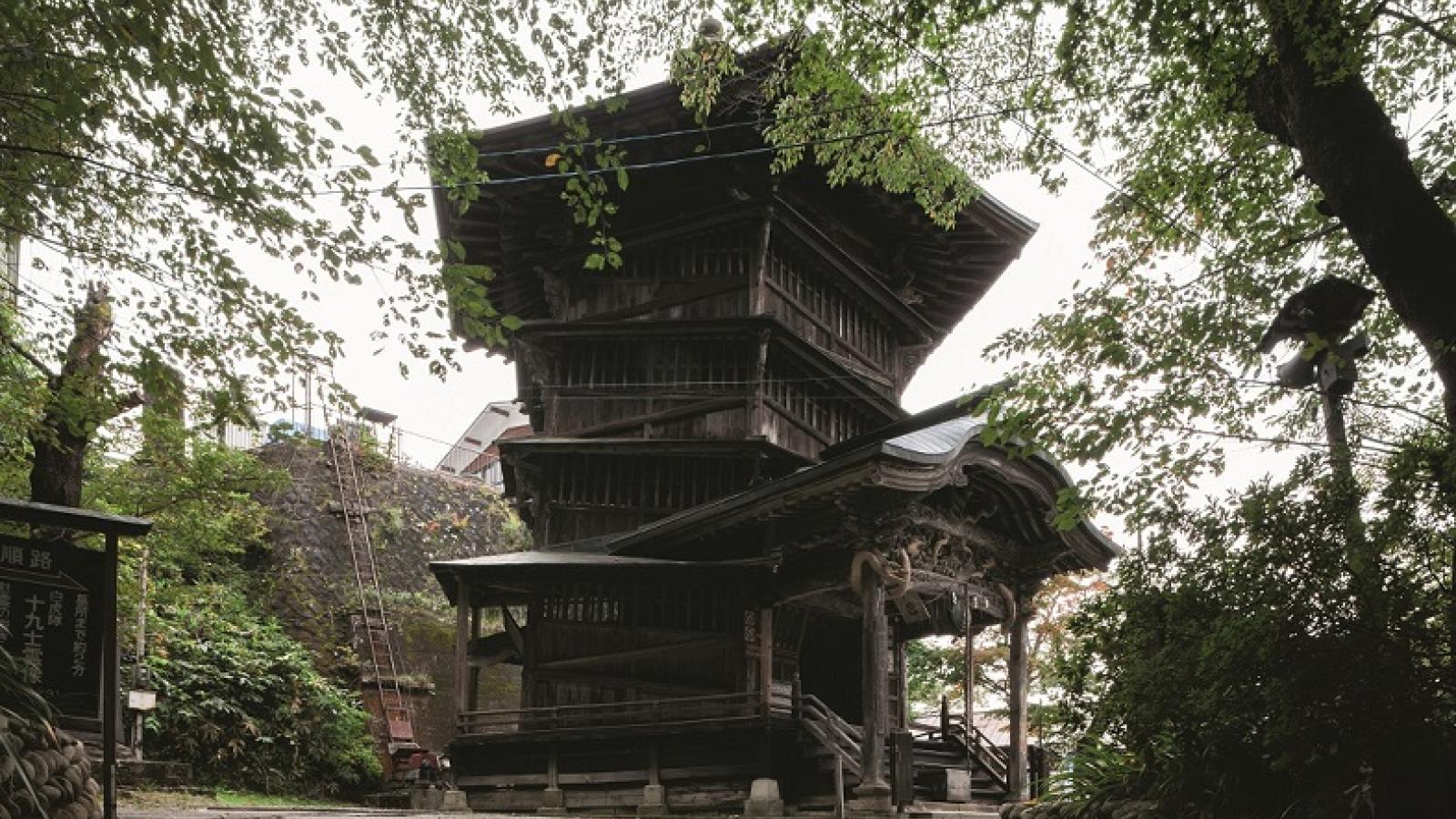 Aizu Sazae-dō © Fujitsuka Mitsumasa