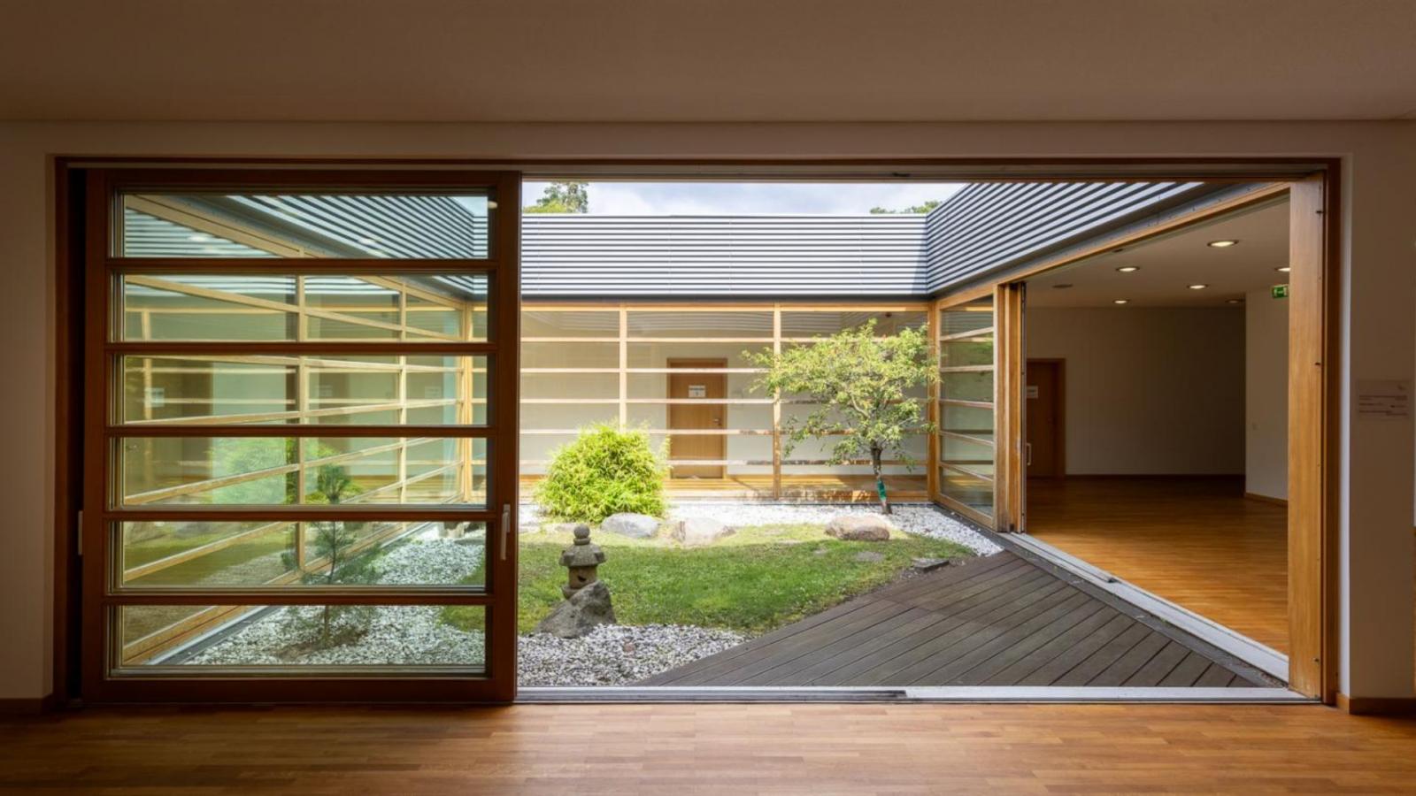 Coop Overview Page Foyer