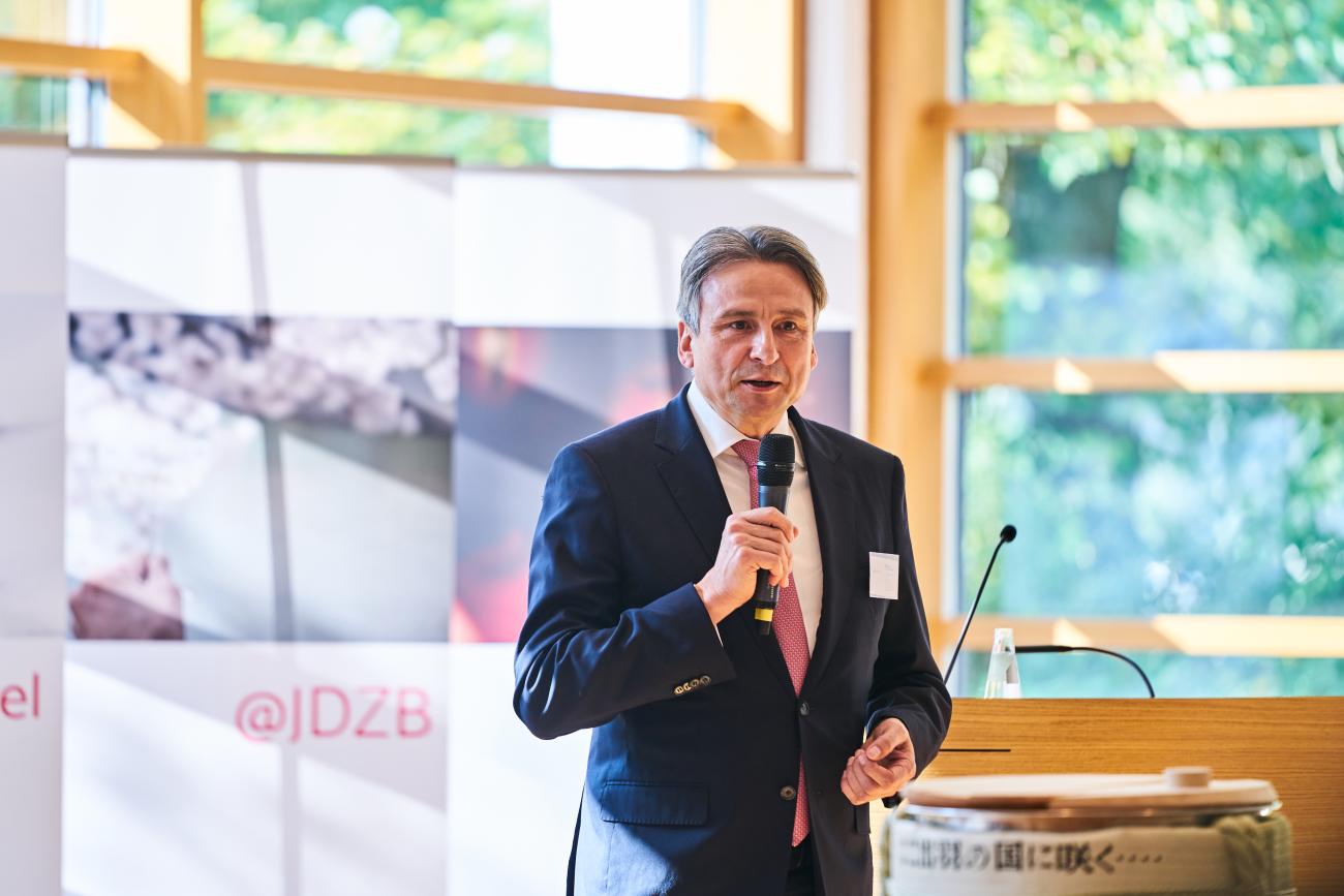 Gerhardt Wiesheu spricht bei der JDZB open Week