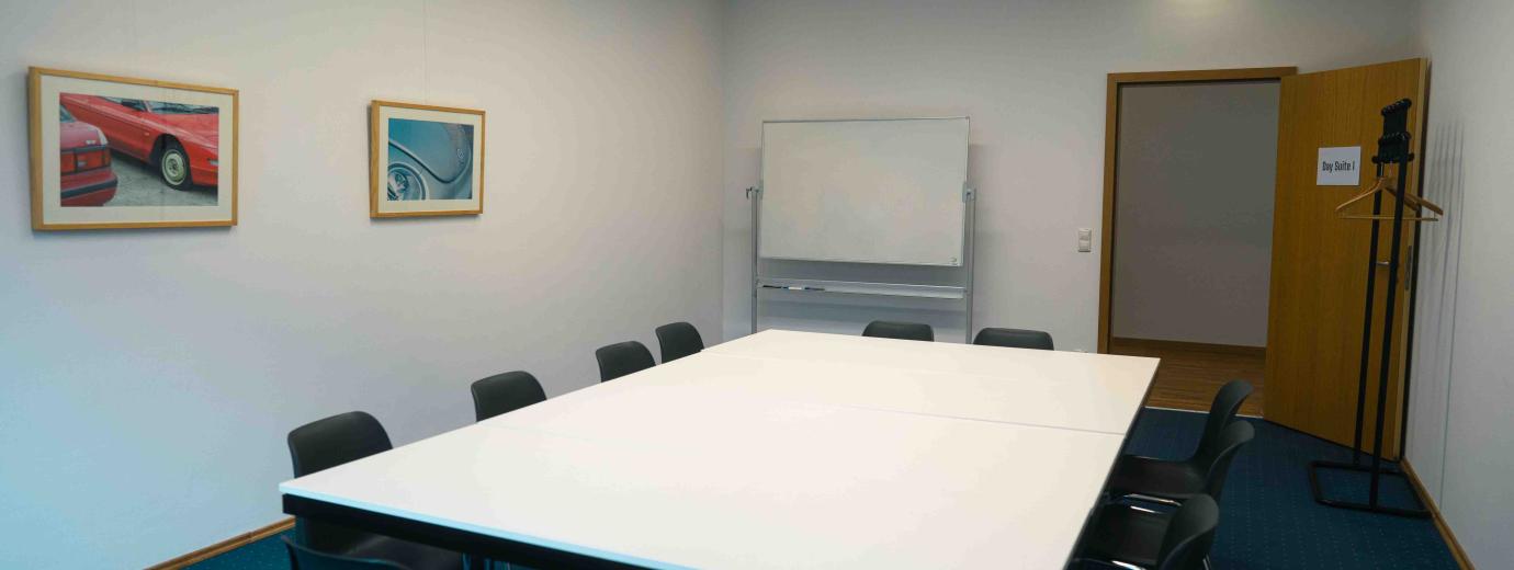 Picture of Day Suite 1